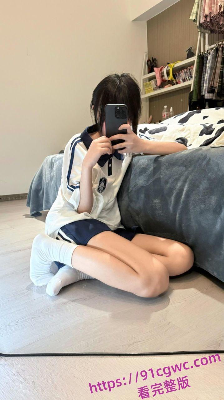 抖音网红毒妇为了钱选择下海，直播时是甜美女神，私下却是个发情母狗-7