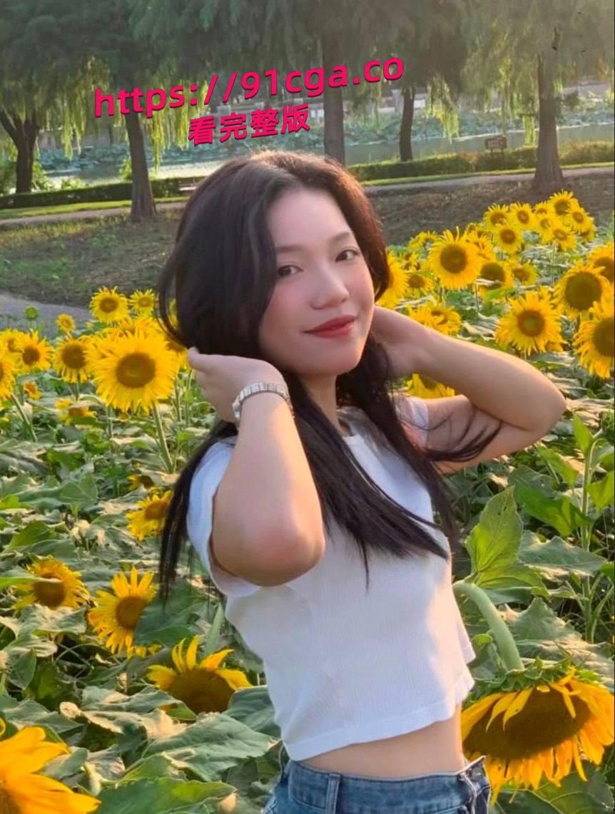 浙江越秀外国语学校大二反差婊 陈思 玩脱了!?陈思恋爱期间脚踏多条船-1