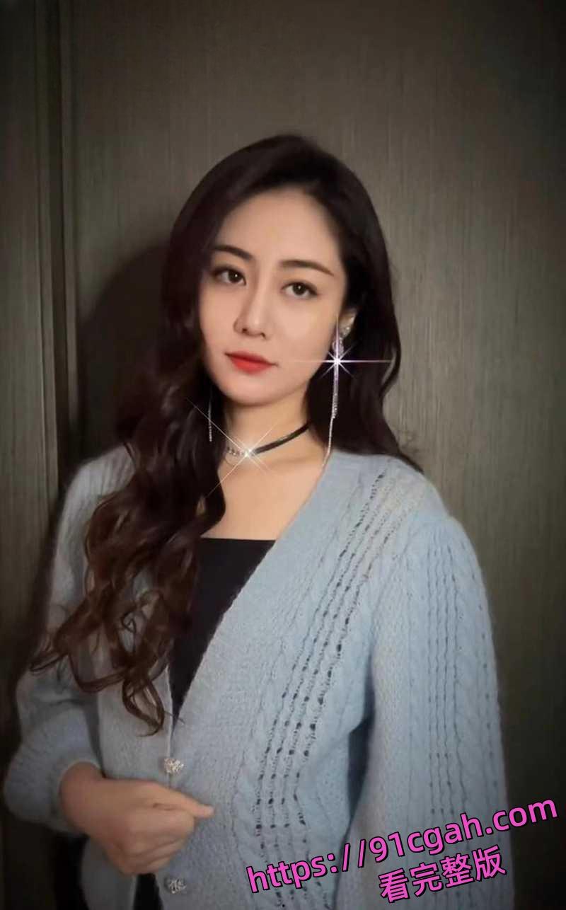 性感女星毕畅乡村爱情8王小蒙喂奶镜头露点 哺乳特写一闪而过 慢放版本放大细节 乳头清晰可见!-2