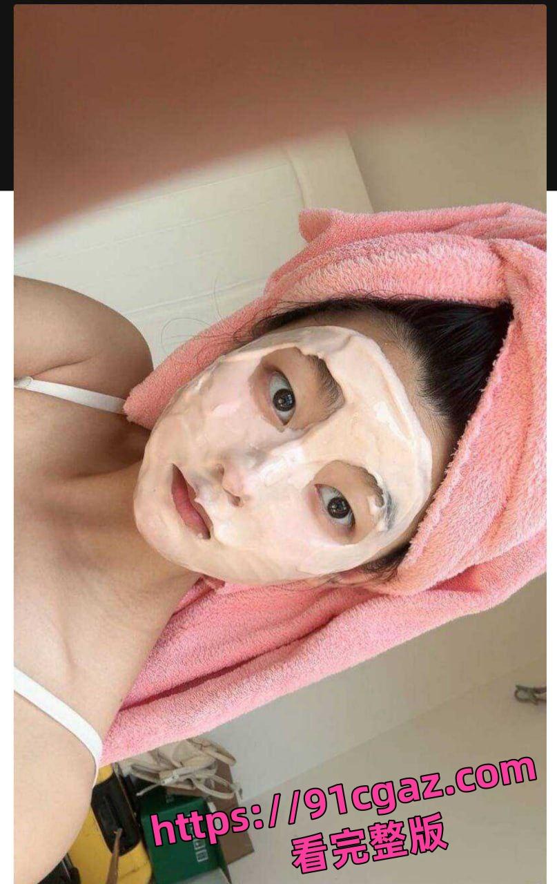 重庆第一双语学校极品骚货吕家亿琳脚踏多条船,有男友还在外面约炮遭炮友曝光-2