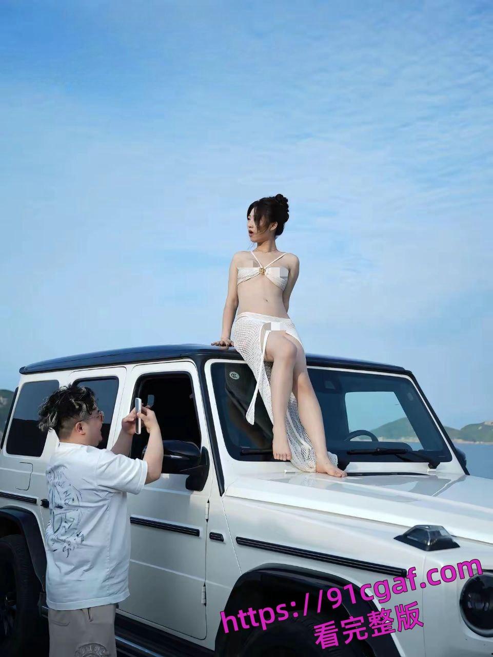 前有奔驰大G在故宫前撒欢,今又有浙江大G被女模特骑乘裸拍!-1