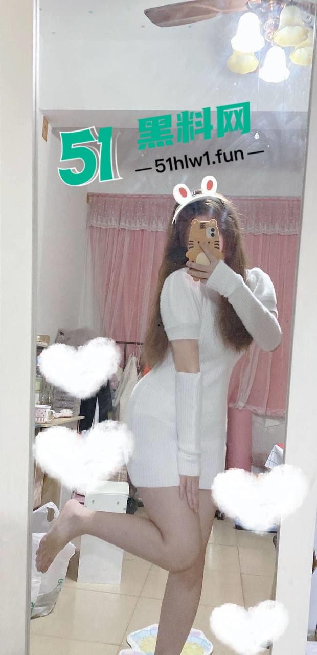 反差颜值母狗,湖北26岁骚逼【林鑫茹】身材高挑细腰长腿,皮肤白嫩美乳硕大 私拍视频流出。-7