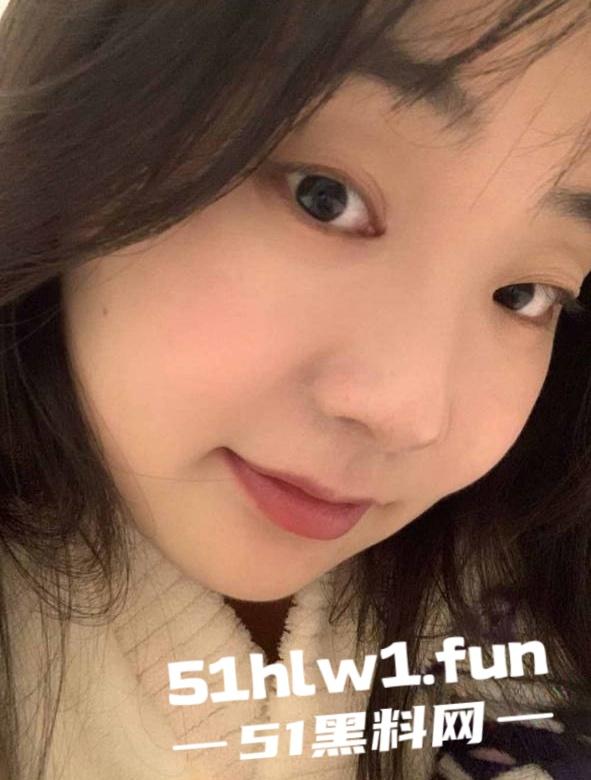 辽宁朝阳【崔海鑫】宁德霞浦高速服务区中化加油站员工,出轨约炮网友视频曝光。-8