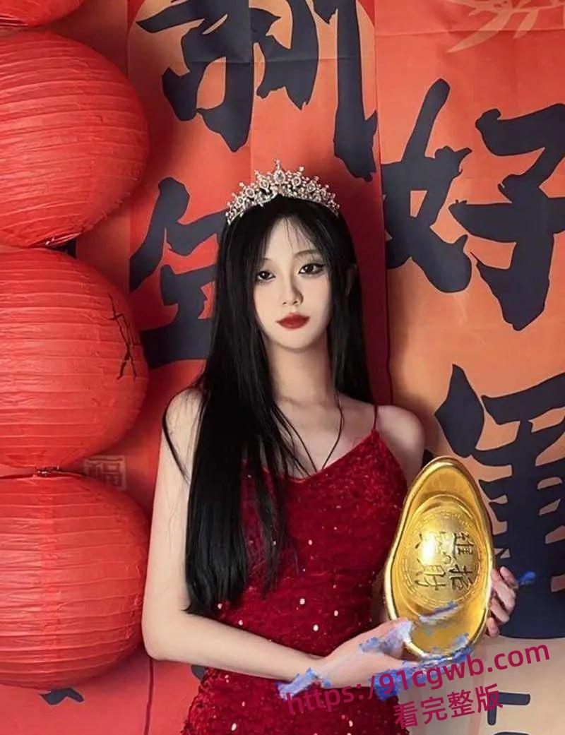 内蒙古民族大学传媒系王艺璇裸贷,自拍全裸淫舞视频做抵押因逾期被债主曝光-1