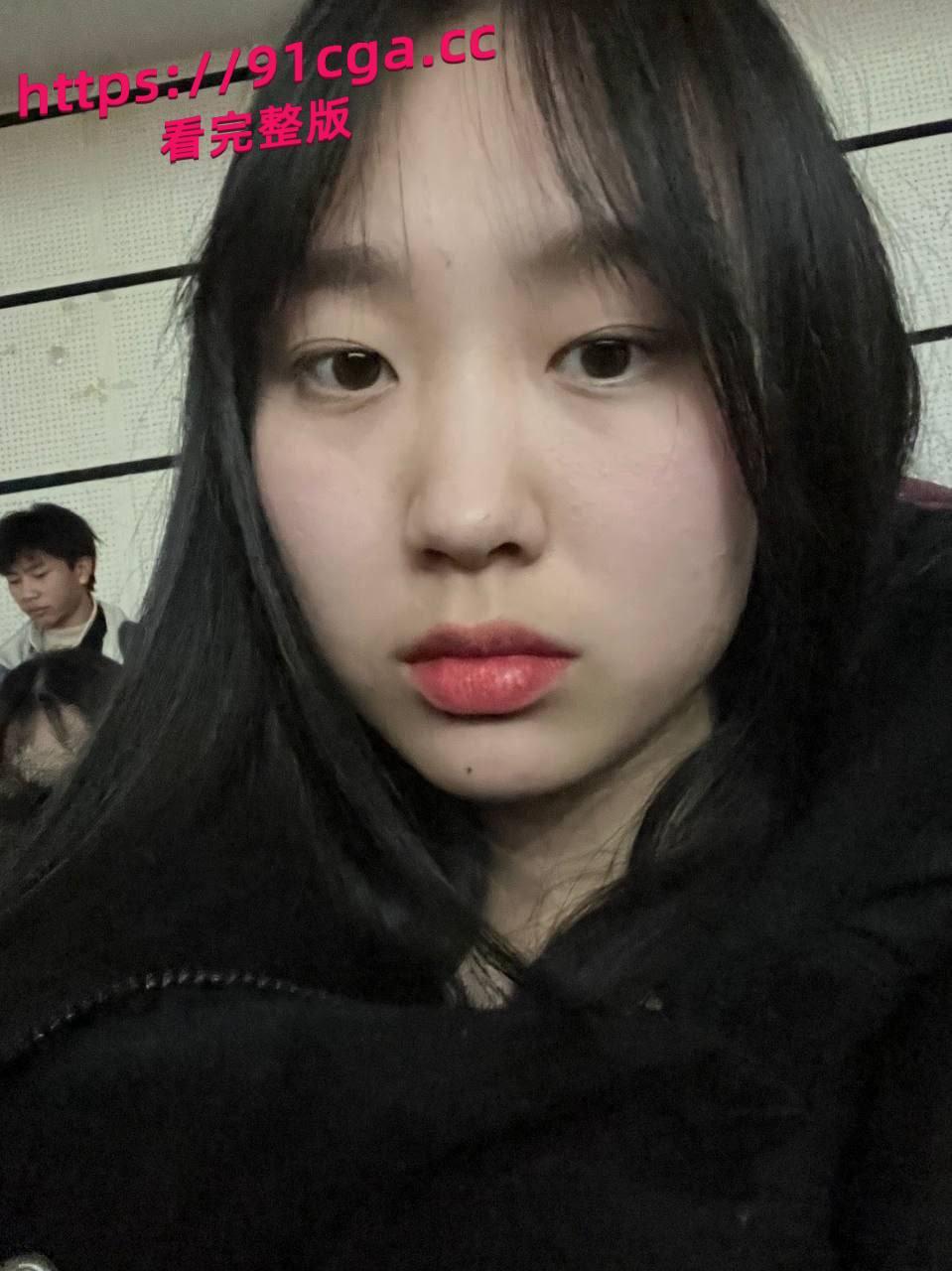 女大学生曝光泄密,约炮金主调教视频流出-2