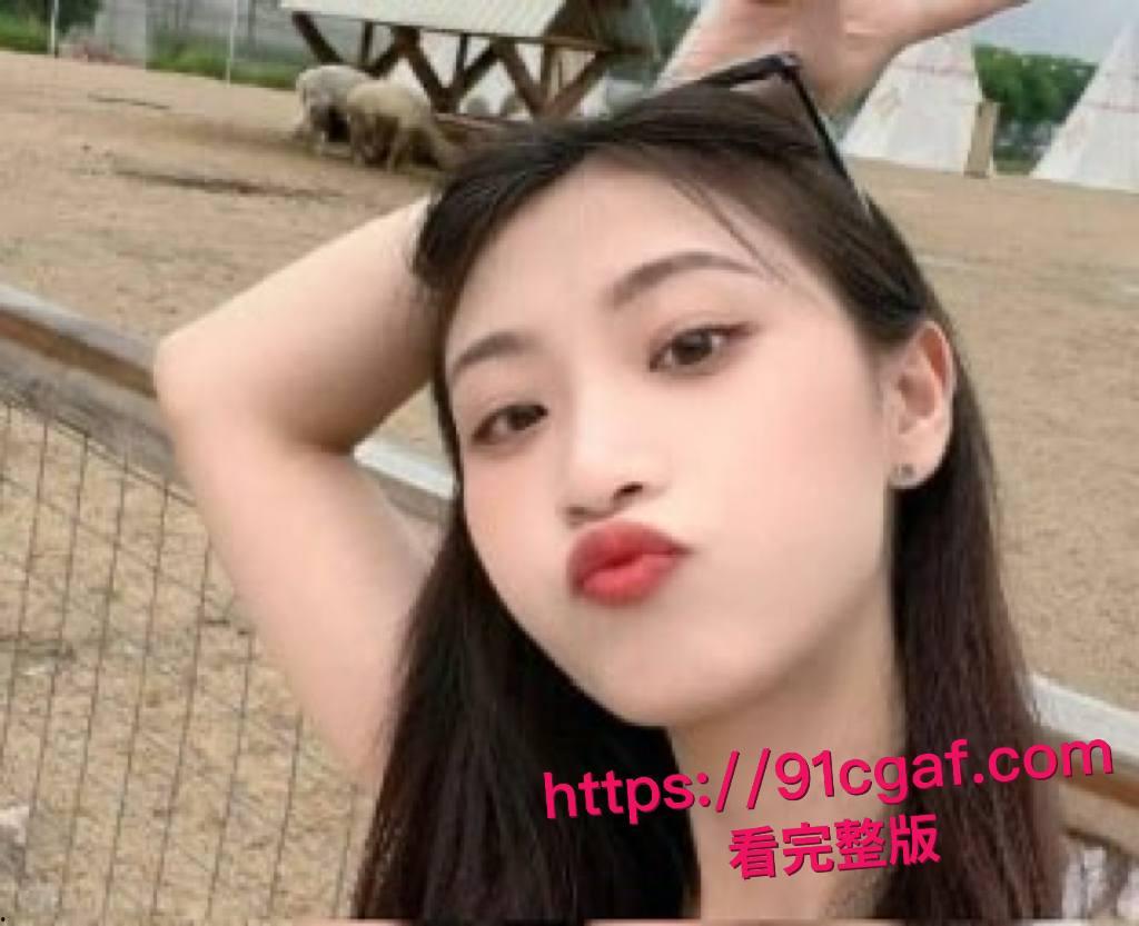 极品美少妇出轨视频曝光 老公出差寂寞难耐 以修电视的名义勾引维修师傅 被按在床上打桩爆操!-7