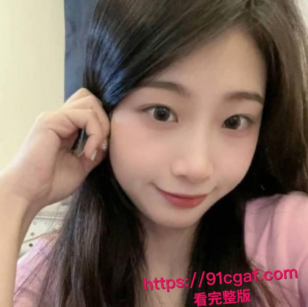 极品美少妇出轨视频曝光 老公出差寂寞难耐 以修电视的名义勾引维修师傅 被按在床上打桩爆操!-9