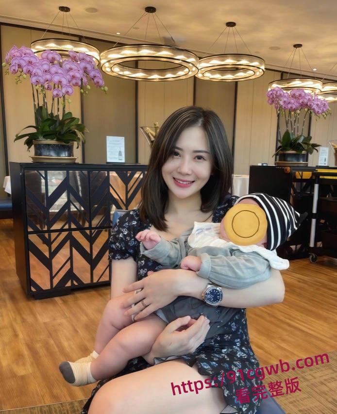 武汉已婚人妻许颜玥婚后性欲旺盛得不到满足 约炮大屌帅哥 没想到人美逼还紧-4