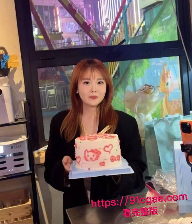 潍坊已婚巨乳护士 性爱视频曝光 樱唇紧裹肉棒吞吐 骑乘坐屌交欢 狂摇大奶弹跳晃荡 诱惑至极！-1