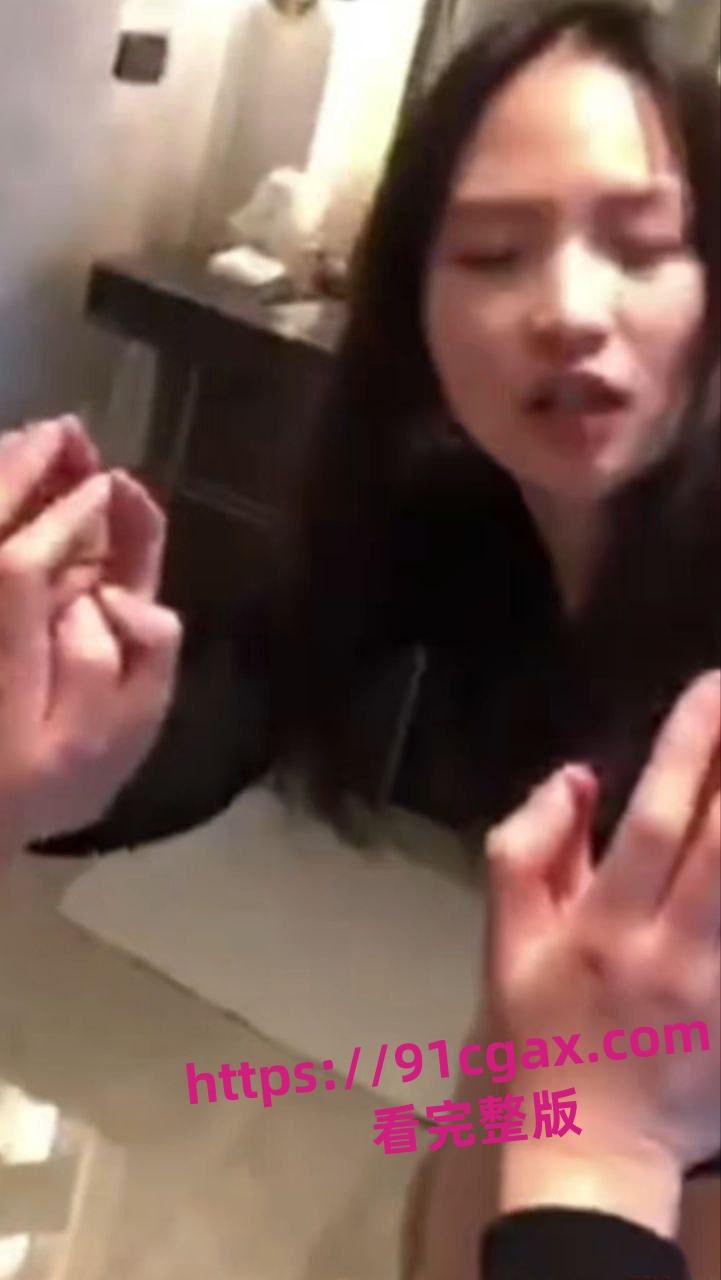 安徽合肥宝马美女销售 史柯 被客户酒店后入暴插双腿颤抖站不稳，高潮喷水！-4