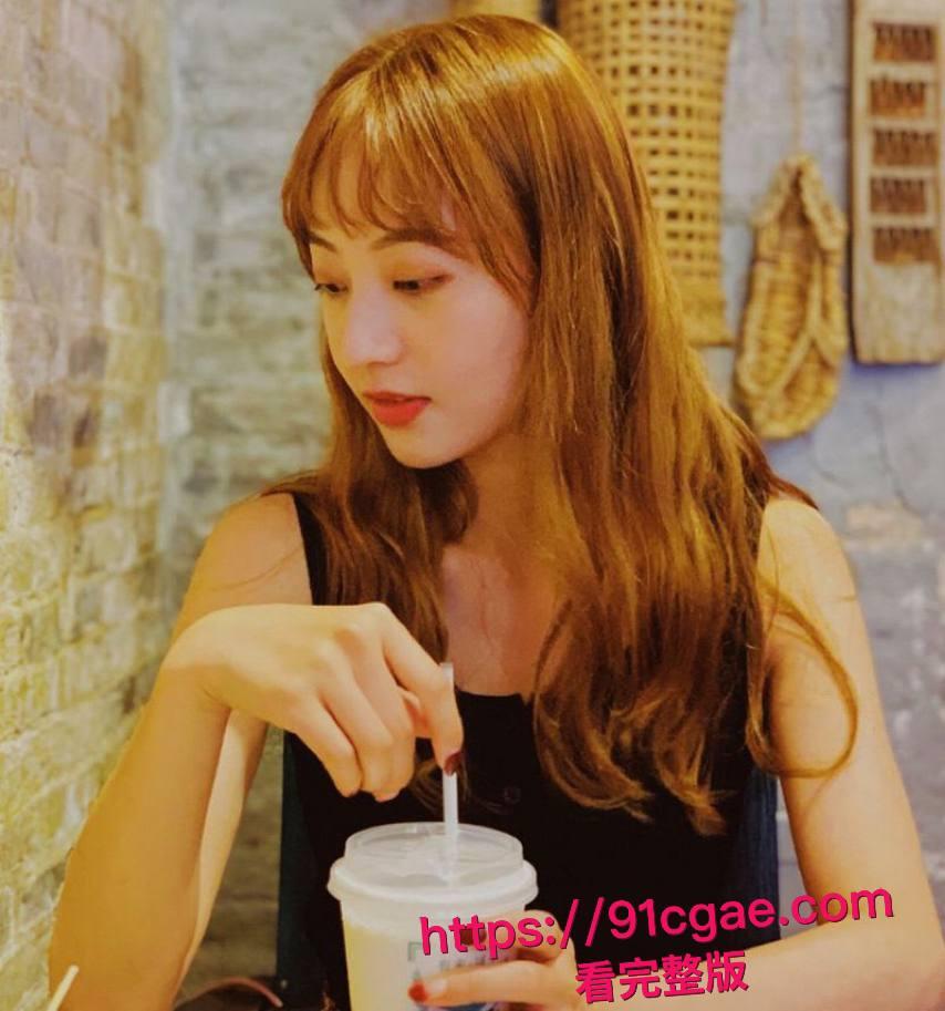 湖南极品大学生冯璐私密视频流出 被帅学长AV棒调教多姿势爆操 彻底沦为泄欲肉便器!-5