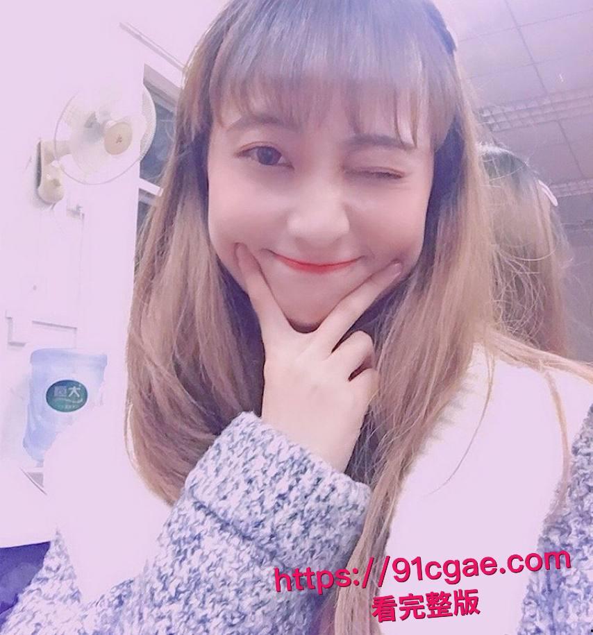 湖南极品大学生冯璐私密视频流出 被帅学长AV棒调教多姿势爆操 彻底沦为泄欲肉便器!-6